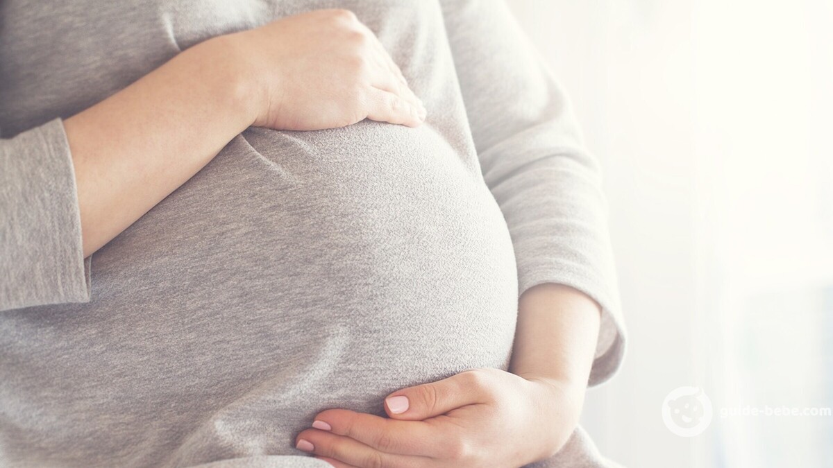 ventre de femme enceinte